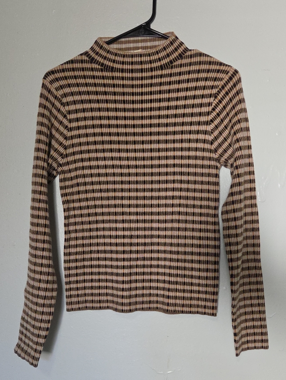 Mystree Ribbed Knit Mock Neck Long Sleeve Top - Beige/Black